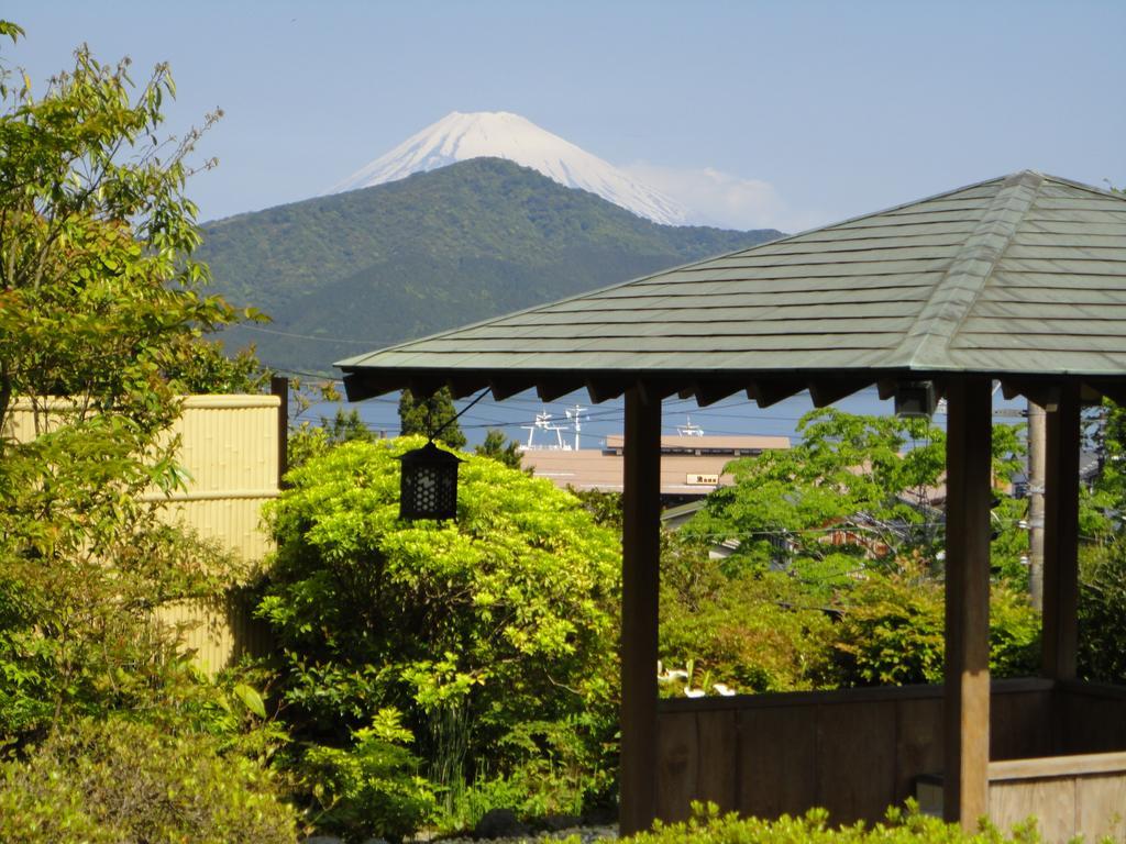 Yoshimatsu Hotel Hakone Bagian luar foto